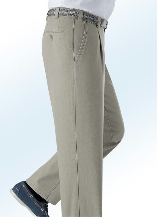 Hosen - Unterbauch-Jeans mit Bundfalten , in Größe 024 bis 060, in Farbe HELLOLIV Ansicht 1