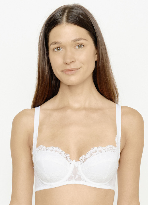 BHs - Susa Dirndl-BH mit Außenträgern, in Größe 070 bis 095, in Cup A, in Farbe WEISS Ansicht 1