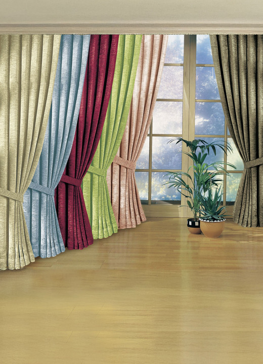 Klassisch - Fensterdekoration aus schwerer Thermo-Chenille-Qualität, in Größe 364 (H150xB135 cm) bis 464 (H245xB270 cm), in Farbe HELLBLAU, in Ausführung mit Universalschienenband Ansicht 1