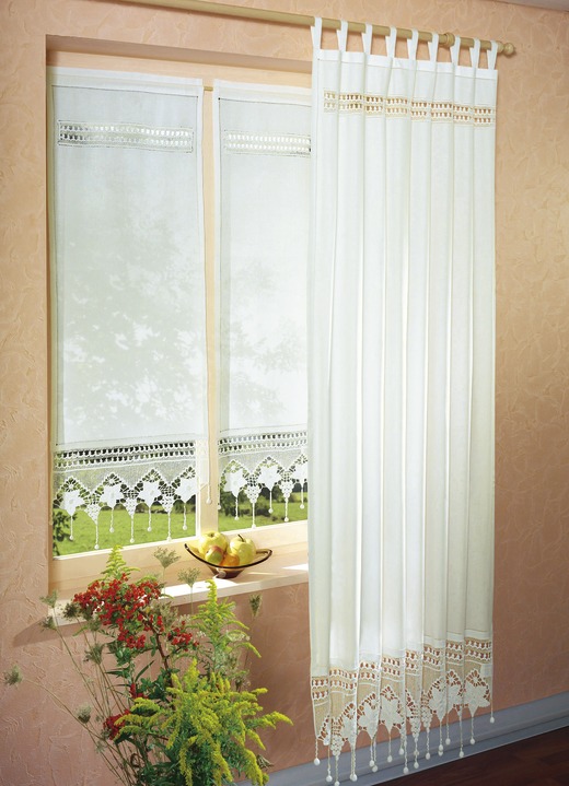 Klassisch - Fensterdekoration in verschiedenen Farben, in Größe 361 (Seitenschal, H150xB120 cm) bis 827 (Scheiben-Gardine, H130xB50 cm), in Farbe CHAMPAGNER Ansicht 1