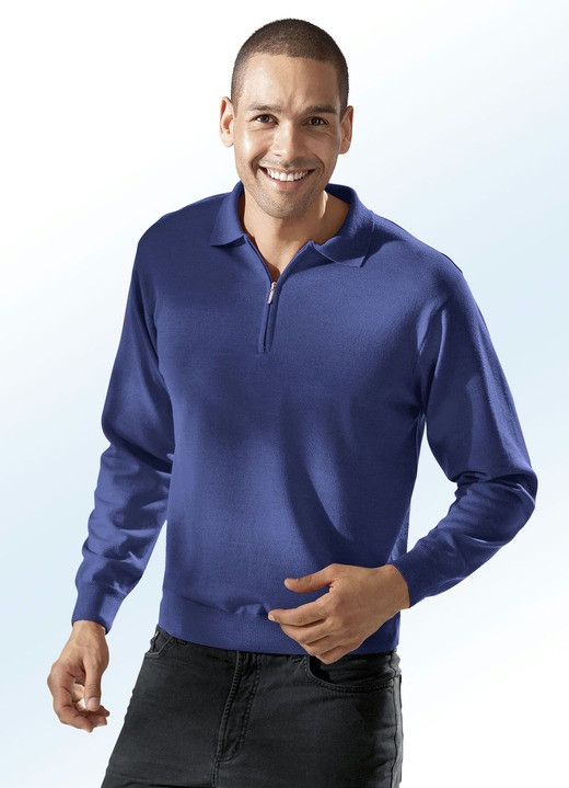 Hemden, Pullover & Shirts - Tragangenehmer Polopullover in 4 Farben, in Größe 046 bis 062, in Farbe JEANSBLAU MELIERT Ansicht 1