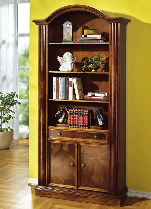 Regale & Schränke - Teilmassiver Bücherschrank, in Farbe NUSSBAUM