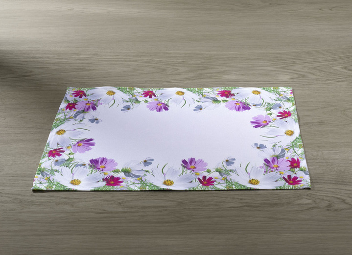 - Frühlingshafte Tisch- und Raumdekoration mit Blüten-Motiv, in Größe 130 (Deckchen, 35/ 50 cm) bis 404 (Kissenhülle, 40/ 40 cm), in Farbe WEISS/BUNT
