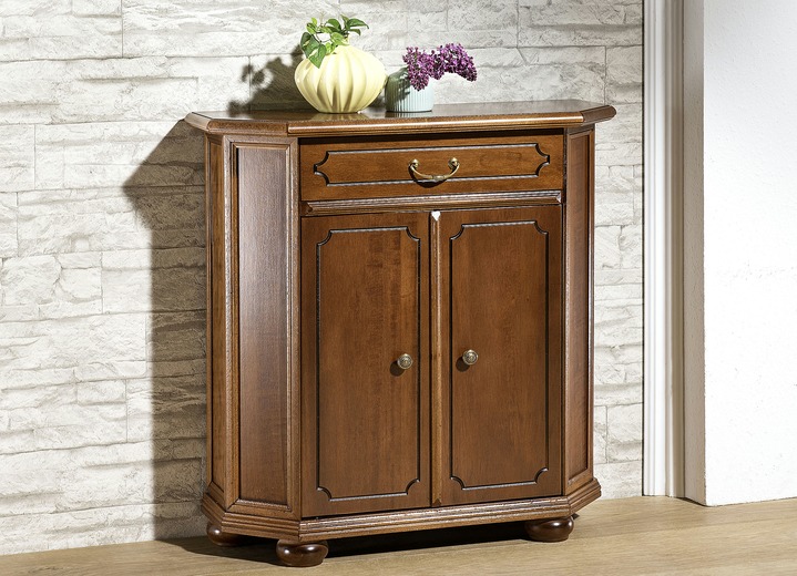 Sideboards & Kommoden - Kommode, 2-türig mit detailreichen Schnitzereien , in Farbe NUSSBAUM Ansicht 1