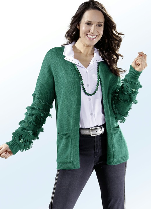 Damenmode - Strickjacke in 2 Farben mit aufwendigen Fransenbesätzen, in Größe 036 bis 052, in Farbe GRÜN