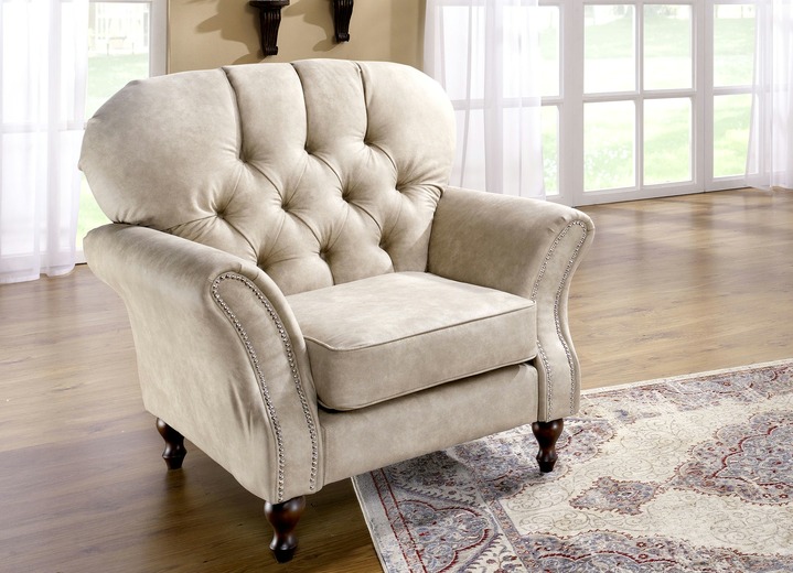Polstermöbel - Elegante Polstermöbel in Chesterfield-Optik, in Farbe HELLBRAUN, in Ausführung Sessel Ansicht 1