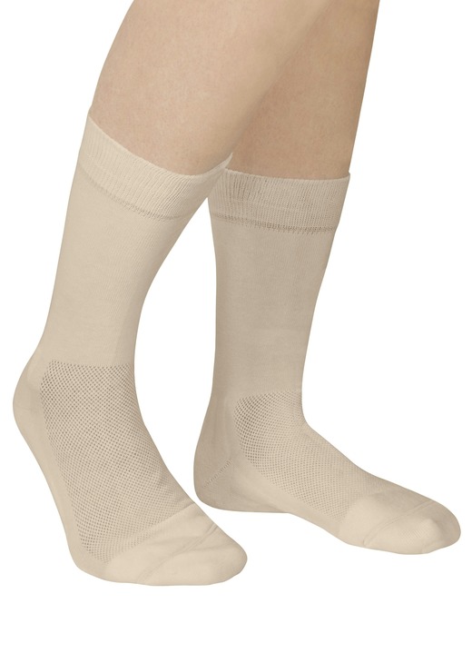 Strümpfe - Zweierpack Komfort-Kniestrümpfe oder -Socken, in Größe 1 (37–39) bis 3 (43–45), in Farbe BEIGE, in Ausführung Zweierpack Komfort-Kniestrümpfe Ansicht 1
