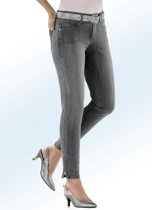 Hosen - Magic-Jeans mit modischen Reißverschlüssen an den Beinabschlüssen, in Größe 017 bis 050, in Farbe GRAU Ansicht 1