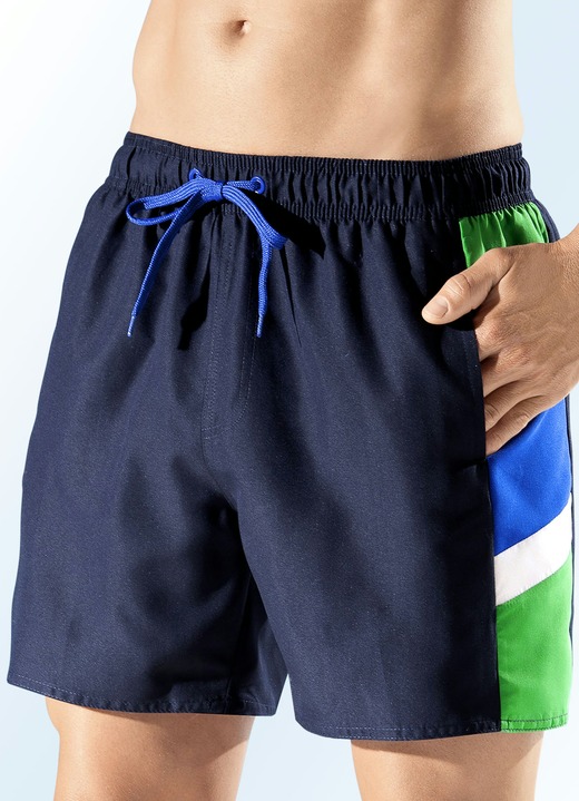 Bademode - Badeshorts mit seitlichen Einsätzen, Microfaser, in Größe 005 bis 012, in Farbe NACHTBLAU-BUNT