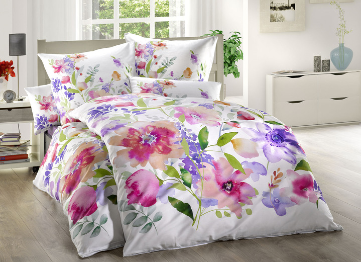 - Bettwäsche-Garnitur mit Reißverschluss, in Größe 111 (40/80 cm + 135/200 cm) bis 115 (80/80 cm + 155/220 cm), in Farbe WEISS-BUNT