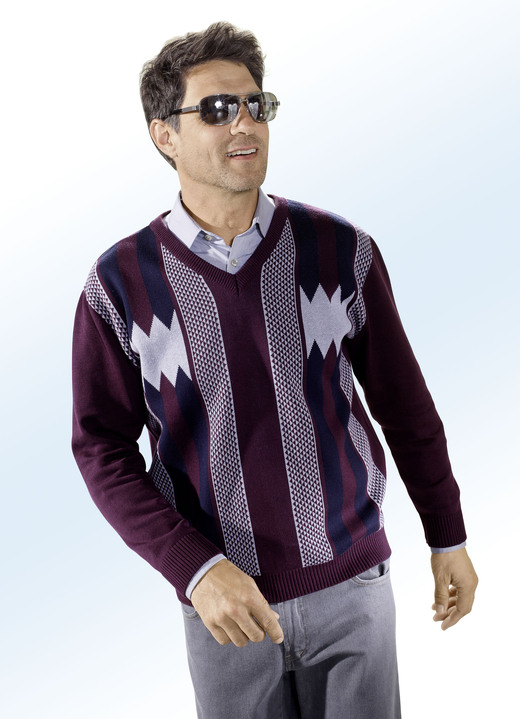 Hemden, Pullover & Shirts - Vielseitig tragbarer Pullover mit V-Ausschnitt , in Größe 046 bis 062, in Farbe BORDEAUX-MARINE