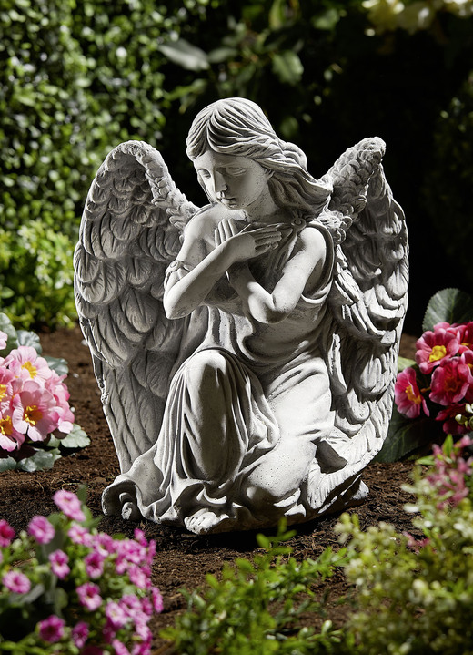 Gartendekoration - Kniender Engel aus frostfestem Steinguss, in Farbe LICHTGRAU