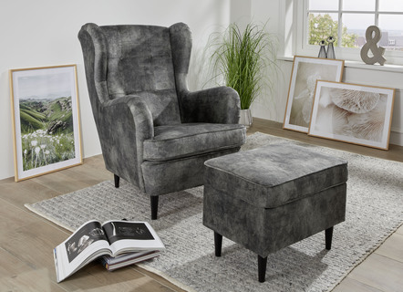 Ohrenbackensessel mit Hocker