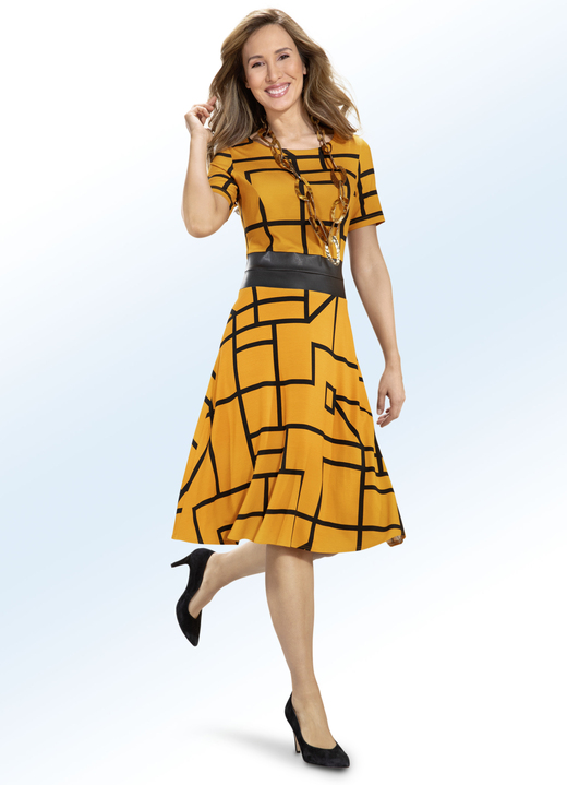 Freizeitkleider - Kleid mit Lederimitat-Einsatz, in Größe 019 bis 054, in Farbe SAFRAN-SCHWARZ