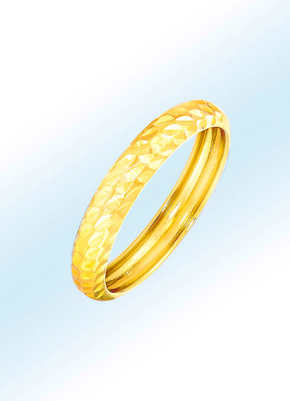 Feiner Damenring mit Diamantierung