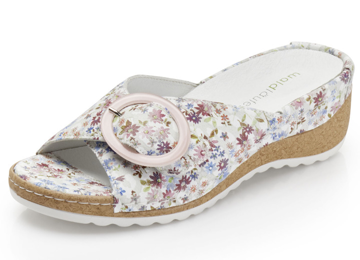 Sandalen & Pantoletten - Waldläufer Pantolette mit Zierschließe, in Farbe ECRU-BUNT Ansicht 1