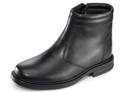 Stiefelette aus molligem Lammfellfutter