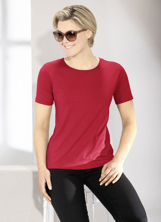 Shirts - Kombistarkes Shirt in 9 Farben Shirts - Kombistarkes Shirt in 9 Farben, in Größe L (44/46) bis XXL (52/54), in Farbe ROT