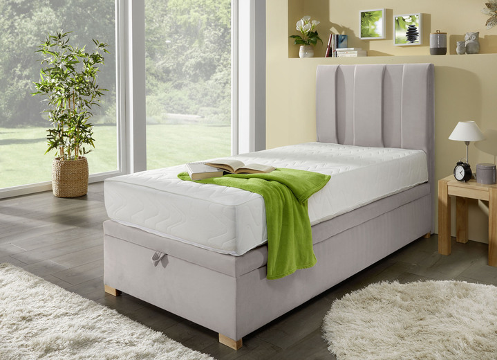 - Herrlich gemütliches Boxspringbett mit Bettkasten, in Farbe CREME