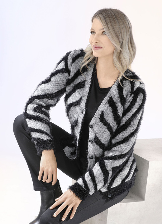 Jacken, Westen & Sets - Strickjacke mit haarigem Effektgarn Jacken, Westen & Sets - Strickjacke mit haarigem Effektgarn, in Größe 036 bis 052, in Farbe GRAU MELIERT-SCHWARZ