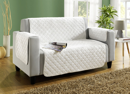 Couch- und Sesselschoner mit Anti-Rutsch-Beschichtung