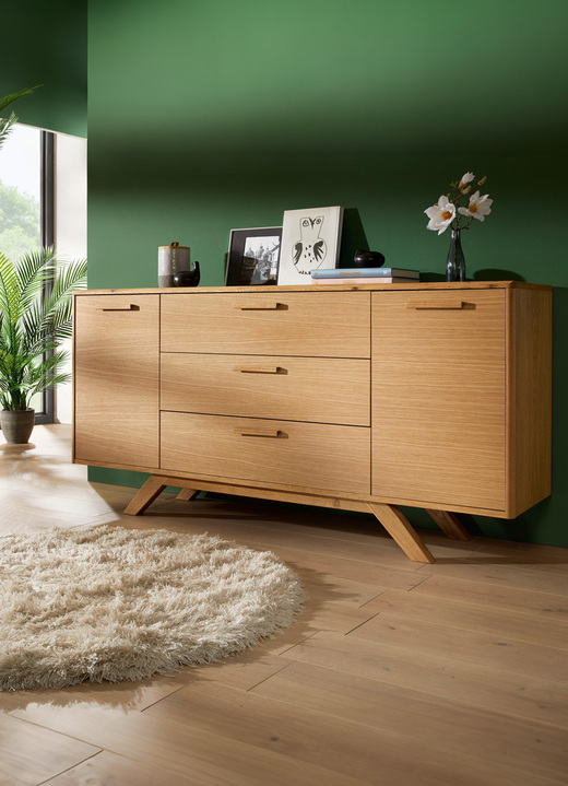 Sideboards & Kommoden - Sideboard mit massiven Holzbeinen und Holzgriffen, in Farbe EICHE