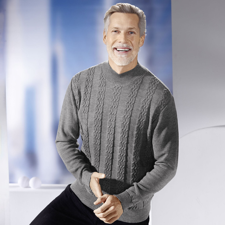Hemden, Pullover & Shirts - Modischer Pullover mit Stehkragen in 3 Farben, in Größe 046 bis 062, in Farbe GRAU Ansicht 1