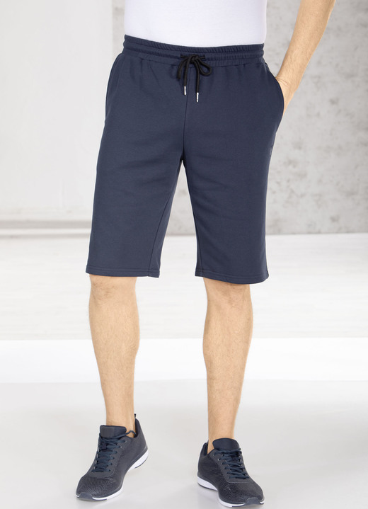 Sport- & Freizeitmode - Shorts in 4 Farben, in Größe 3XL (64/66) bis XXL (60/62), in Farbe MARINE Ansicht 1