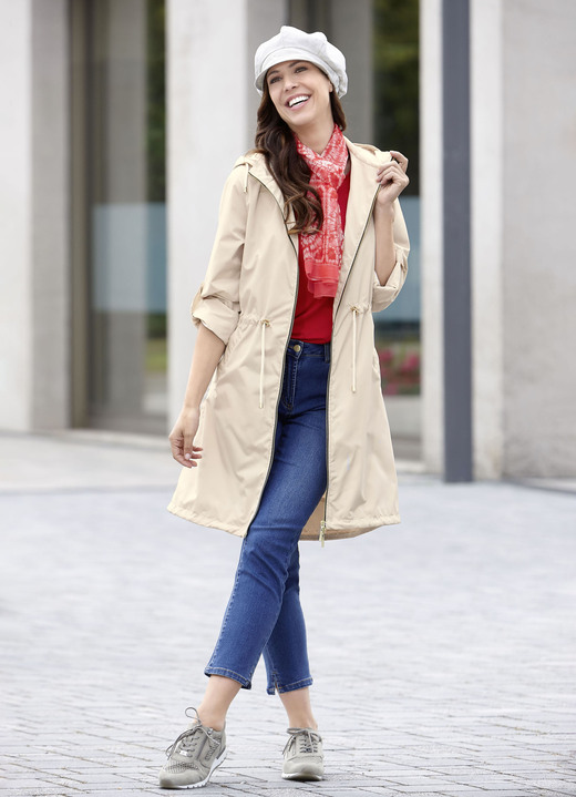 Jacken, Mäntel, Blazer - Kurzmantel mit fester Kapuze, in Größe 036 bis 054, in Farbe BEIGE Ansicht 1