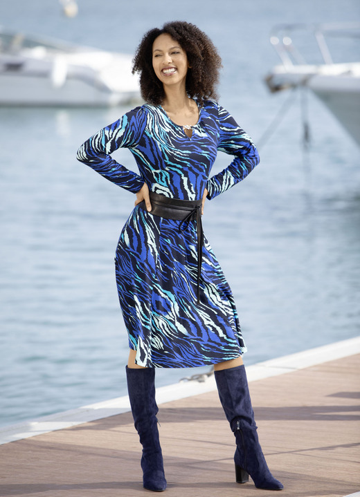 Freizeitkleider - Kleid in Schlupfform, in Größe 036 bis 052, in Farbe ROYALBLAU-MINT-SCHWARZ-BUNT Ansicht 1