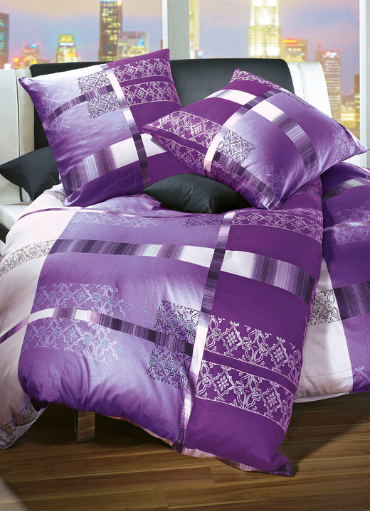 Bettwäschegarnituren - Topmodische Bettwäsche-Garnitur in pflegeleichten Qualitäten, in Größe 112 (80/80 cm + 135/200 cm) bis 412 (2x 80/80 + 2x 135/200 cm ), in Farbe LILA Ansicht 1