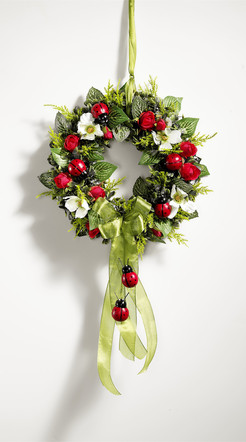 Wandkranz mit Rosen und Marienkäfern