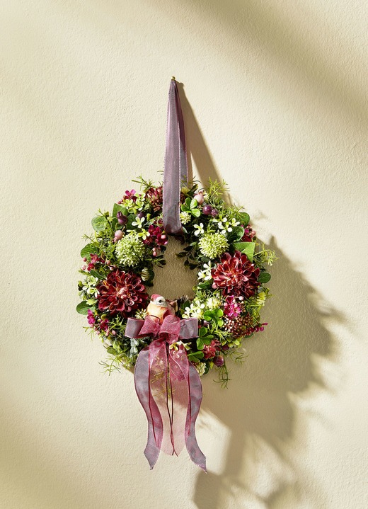 - Wandkranz mit Dahlien, Allium und kleinen Blüten, in Farbe GRÜN-ROSA