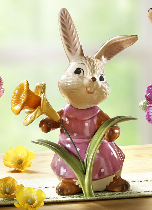 Goebel-Figuren - Goebel-Hasen mit Blume aus Feinsteingut, in Farbe BUNT, in Ausführung Hase mit Narzisse