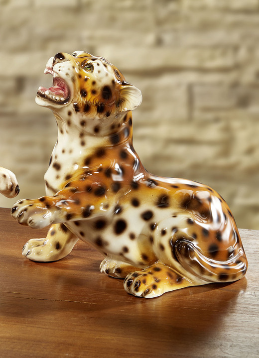 Figuren - Handbemalte Leoparden aus Keramik, in Farbe BRAUN-WEISS, in Ausführung liegend Ansicht 1
