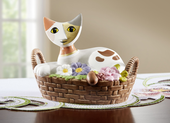 Figuren - Katze im Korb aus hochwertigem Biskuitporzellan, in Farbe BUNT