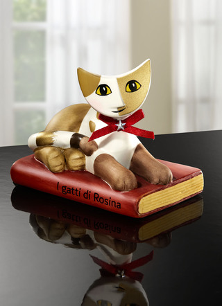 Katze auf Buch aus der Rosina Wachtmeister-Kollektion