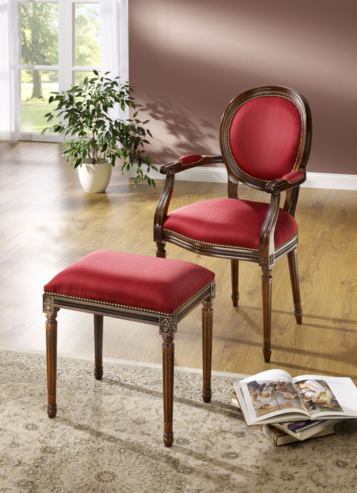 - Klassische Sitzmöbel aus massivem Buchenholz, in Farbe NUSSBAUM-ROT, in Ausführung Hocker