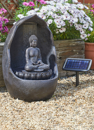 Solar-Brunnen Buddha mit Hybrid-Power (Solar + Akku)