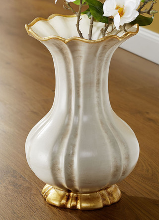 Vase aus hochwertiger Keramik