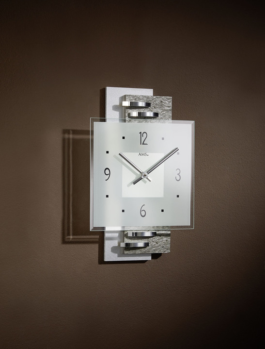 - Wanduhr mit Quarzwerk, in Farbe SILBER