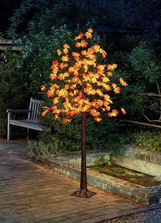 LED-Ahorn-Baum mit herbstlicher Blattfärbung