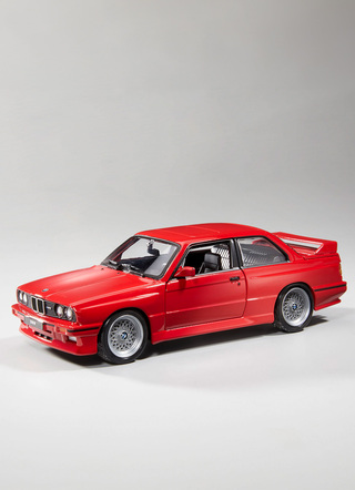 BMW M3 (E30) ´88 von Bburago