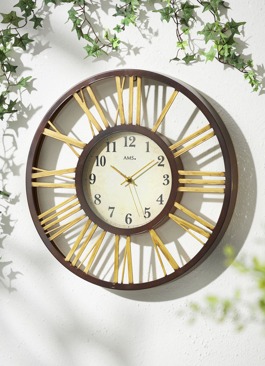 - Funk-Wanduhr, in Farbe BRAUN