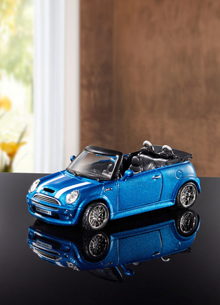 Mini Cooper S Cabrio von Bburago
