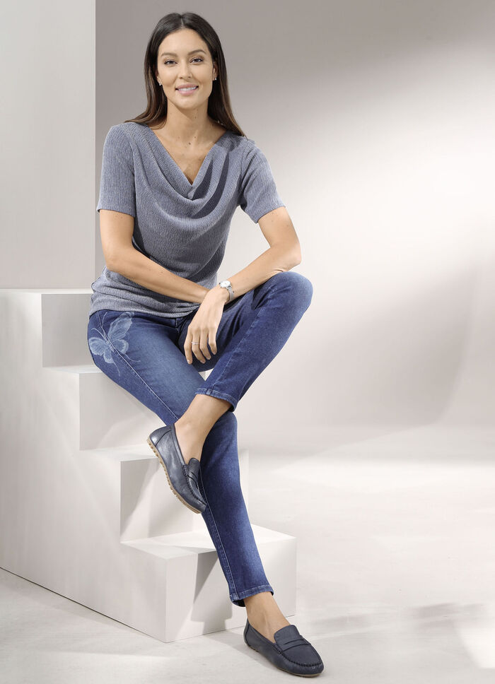 Magic-Jeans mit Schmetterlingswascheffekt 