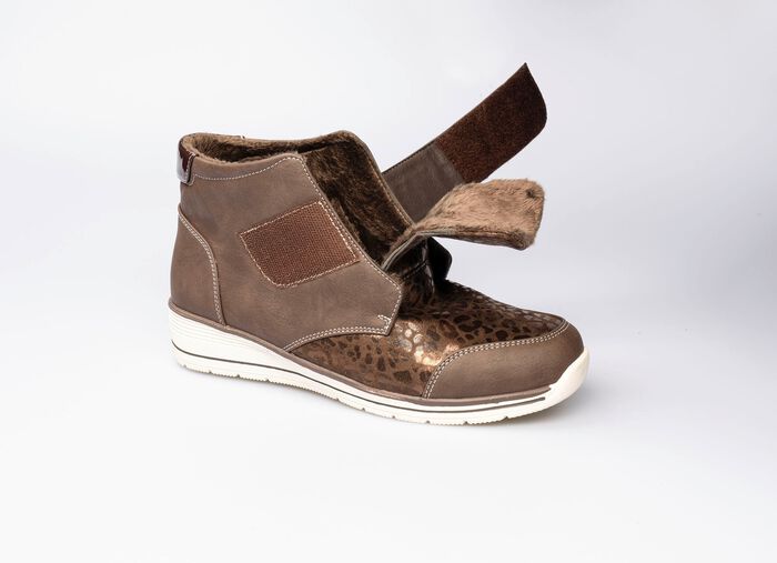 Komfort-Stiefelette im angesagten Leo-Look 