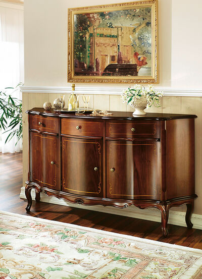 Kommode mit Intarsien-Arbeiten an den Fronten 