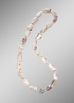 Halskette mit Barock-Perlen 