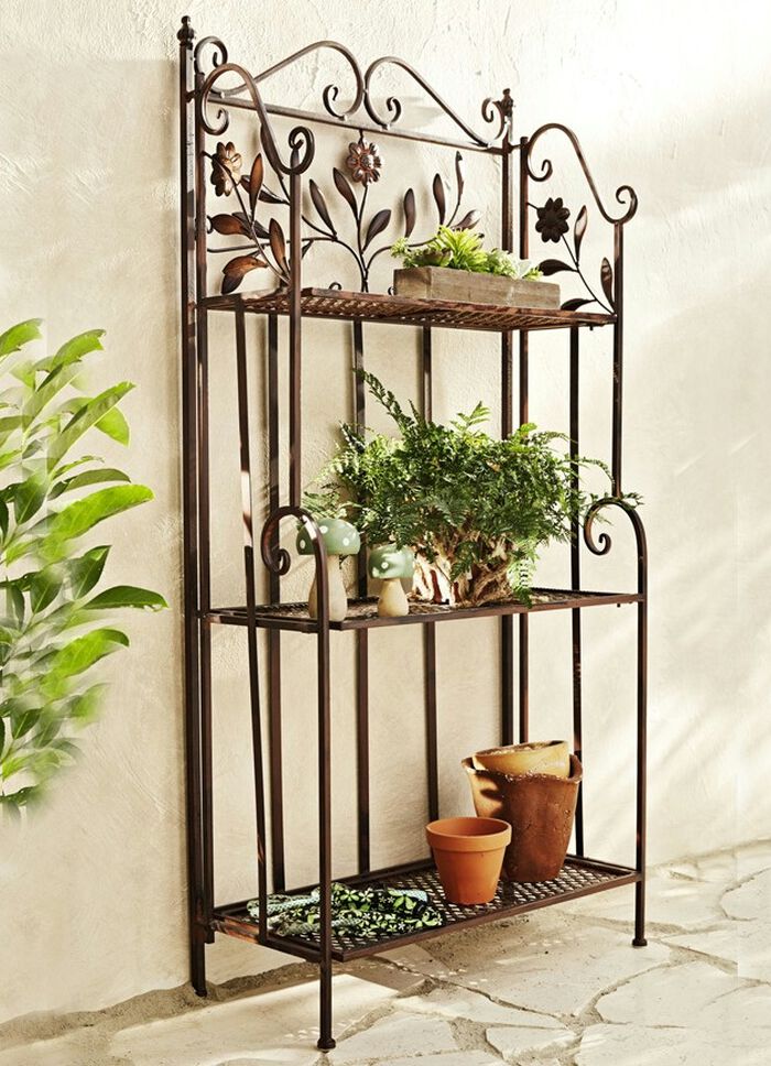 Wundersch&ouml;ne, verspielte Eisen-Regale BRAUN